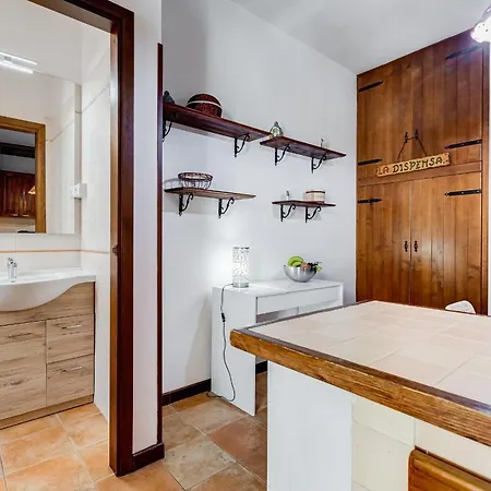 Bdc - Egeria 3-bdr Huge Apartment *
