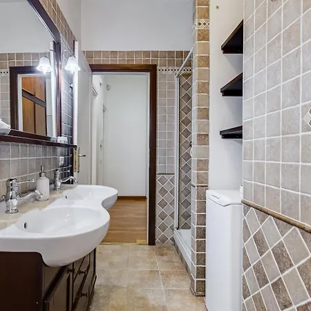 Bdc - Egeria 3-bdr Huge Apartment *