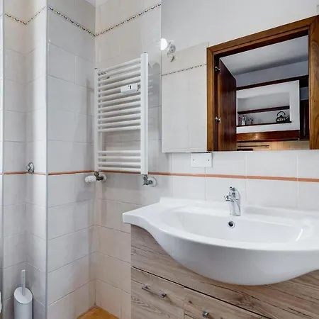 Bdc - Egeria 3-bdr Huge Apartment *